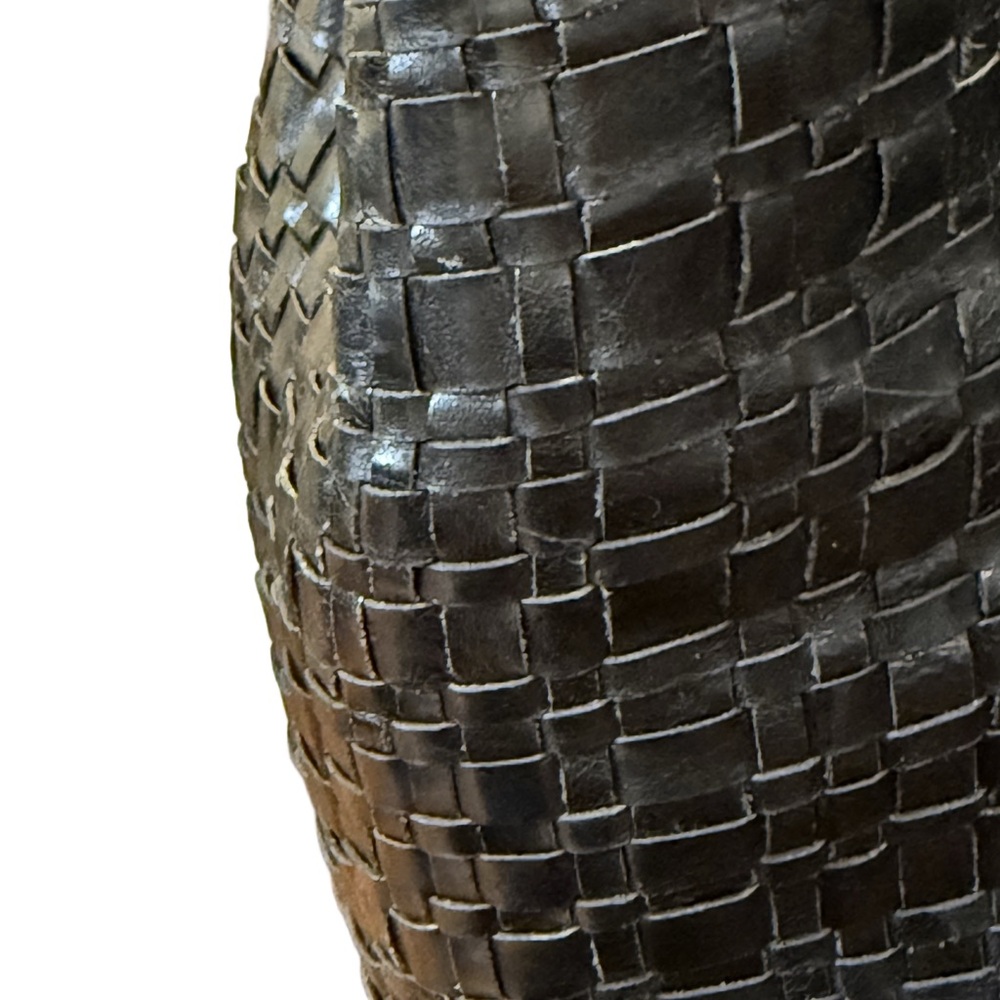 Elliott Lucca Crazy Horse Woven Leather Shoulder Bag - Picture 4 of 9